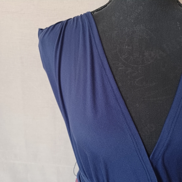 HPx2•Expected Floral Navy Maternity MaxiDress - Picture 2 of 9